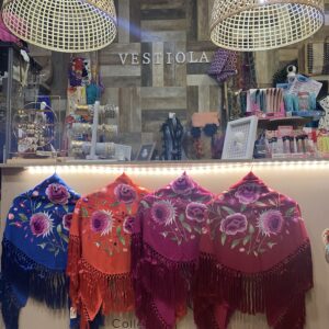 Mantones flamenca seda hechos a mano 65.50