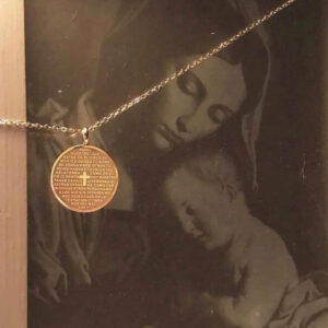 Medalla del Padre Nuestro con cadena