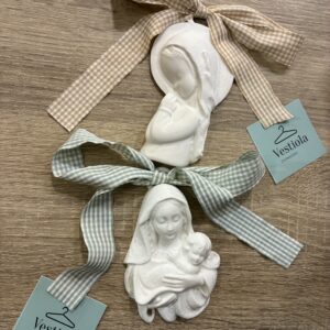 Medallones virgencitas con lazo 26.50€