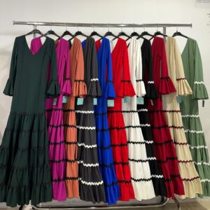 Vestido flamenca ribete honda 84,50€